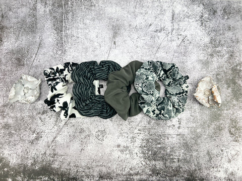 Black and White Floral Knit Extra Large Hair Scrunchie SCR00037