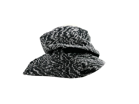 Black and White Milior Woven Snap Scarflette Cowl