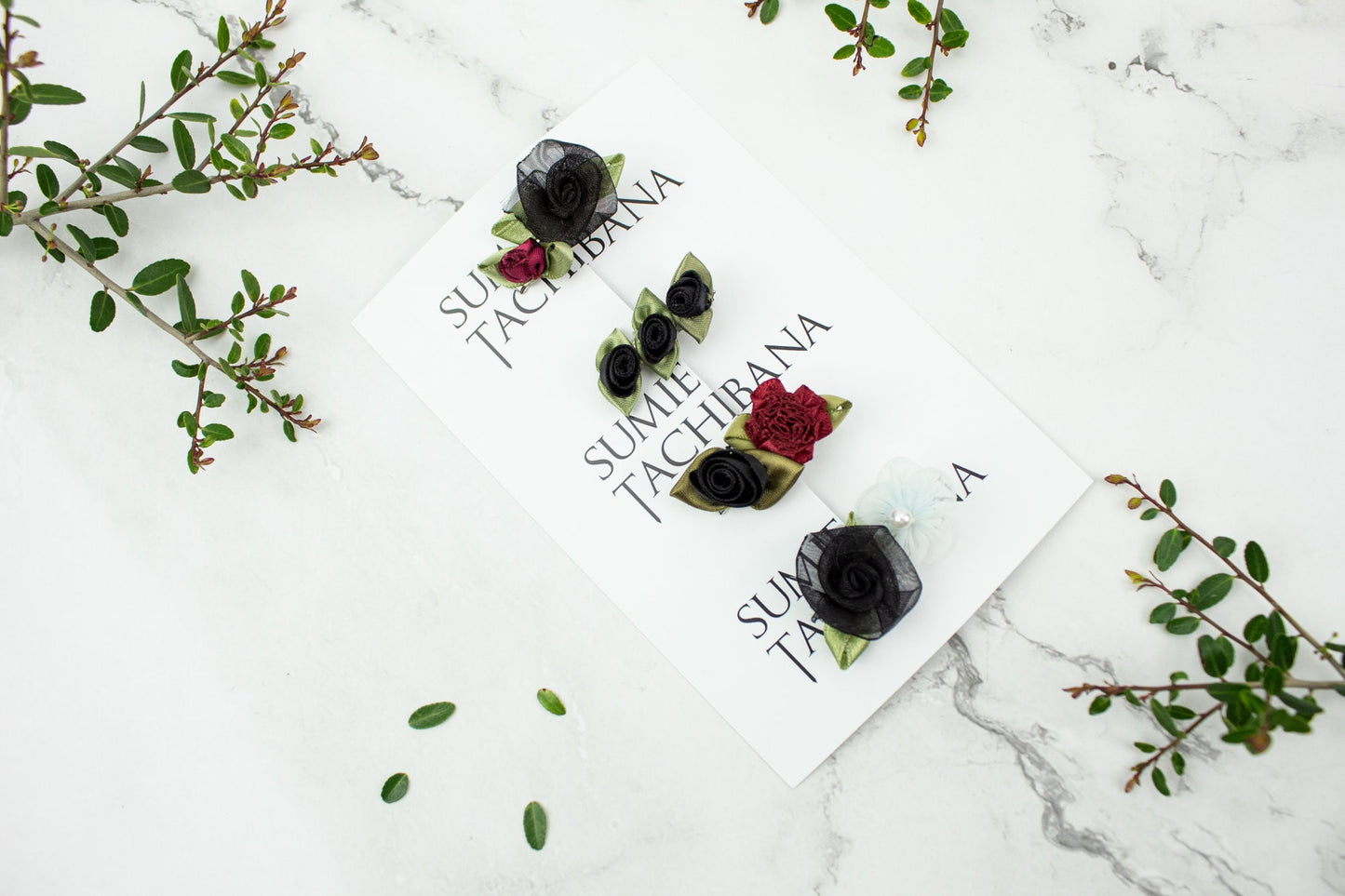 Mini Floral Hair Clip Set of 4 Black Red