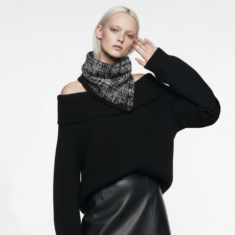 Black and Cream Graphic Woven Cowl Snap