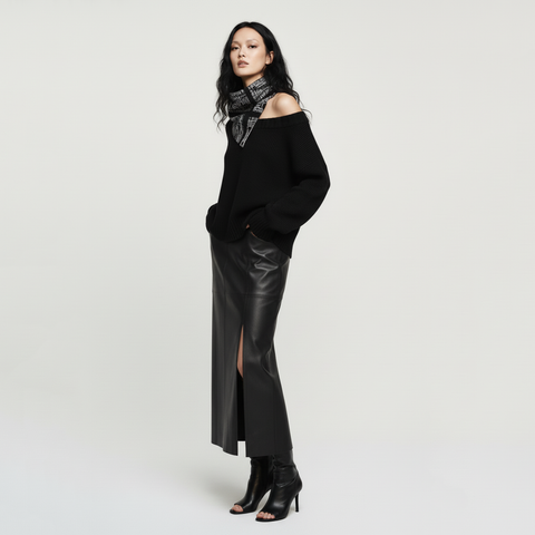 Black and Cream Graphic Woven Cowl Snap