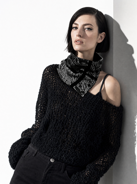 Black and White Milior Woven Snap Cowl