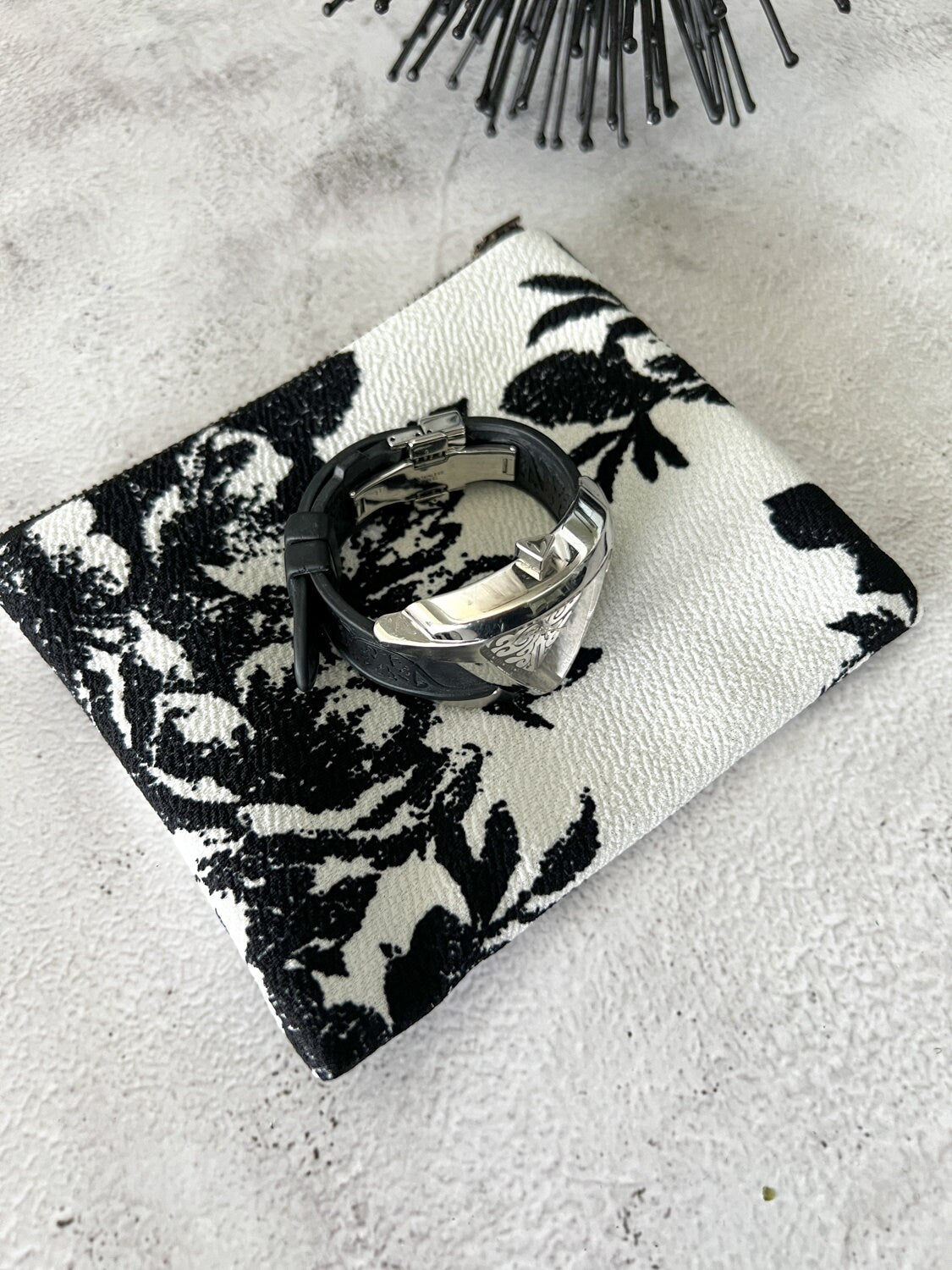 White and Black Floral Zipper Pouch  BAG00071