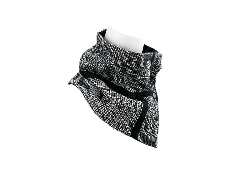 Black and White Milior Woven Snap Scarflette Cowl