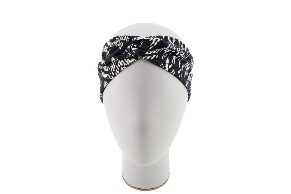 Black and Off White Chevron Knit Headband