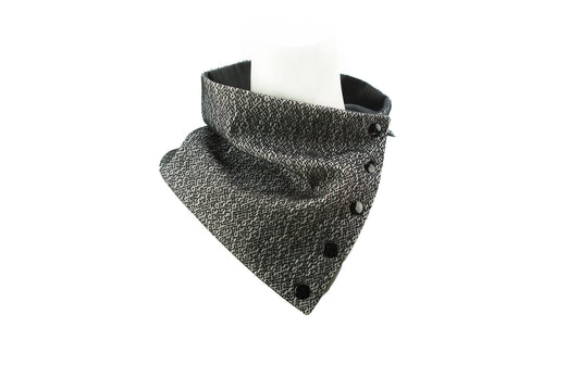 Black and White Snap Scarflette Cowl